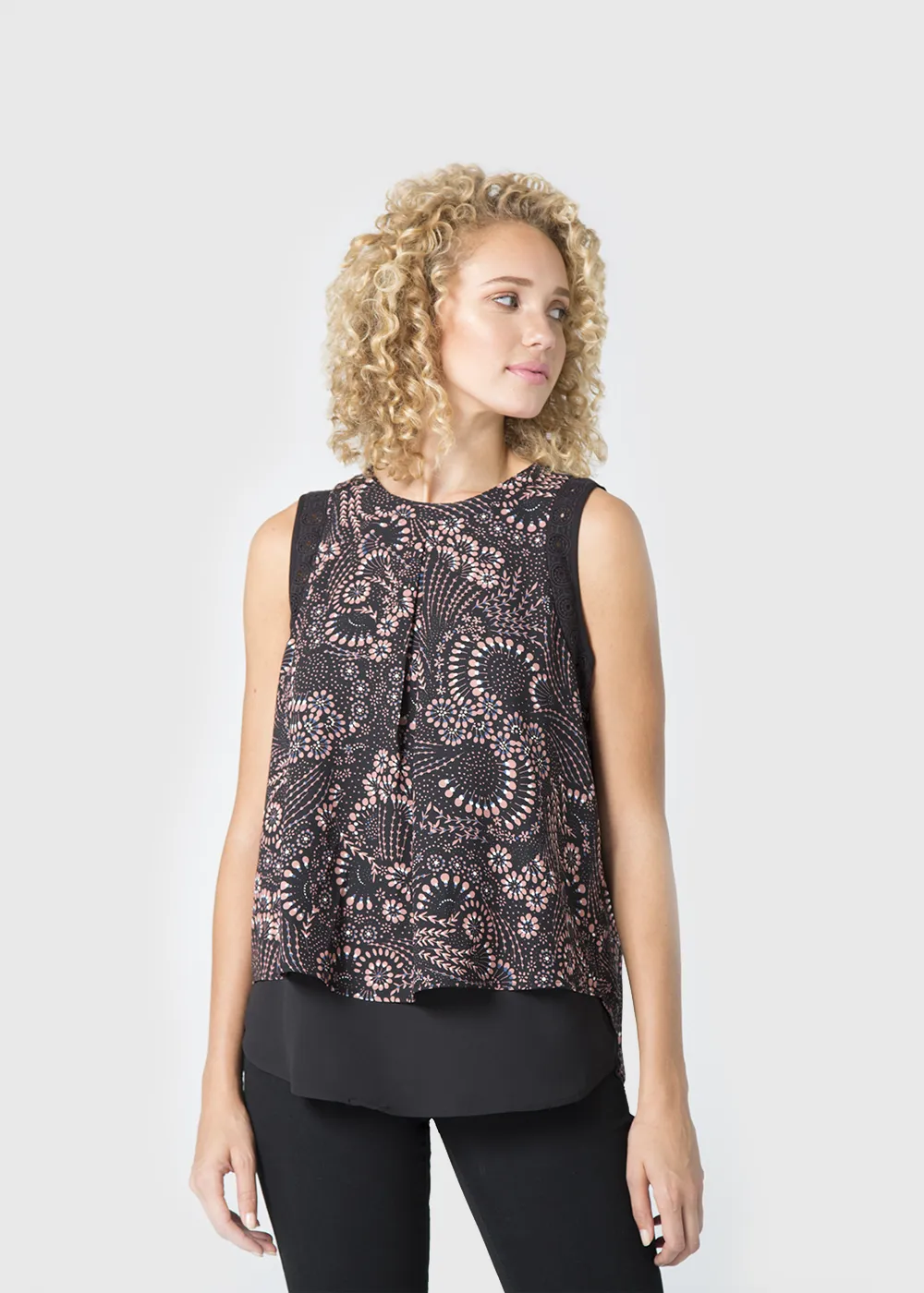 Detail Double Layer Top